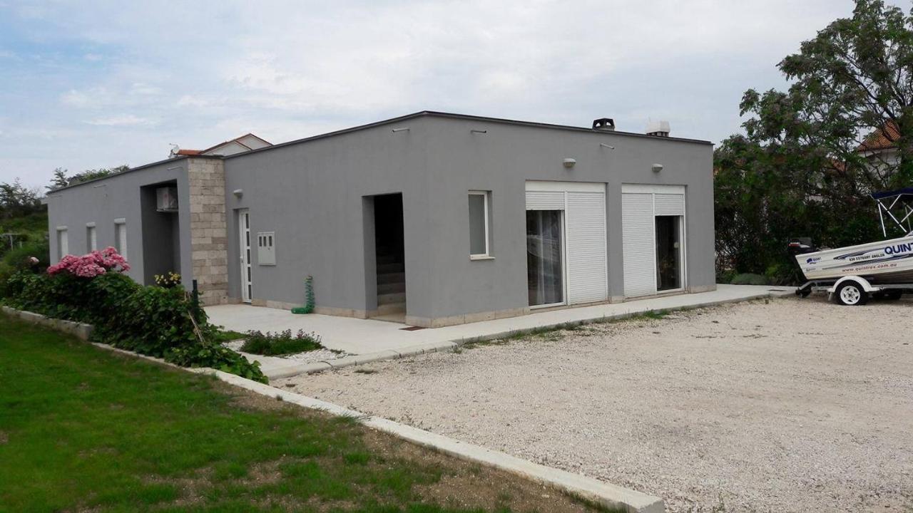 Apartments With A Parking Space Nin, Zadar - 13571 Eksteriør billede